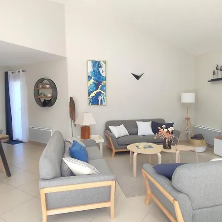 Les Sables Avec Piscine Privative * Château-dʼOlonne